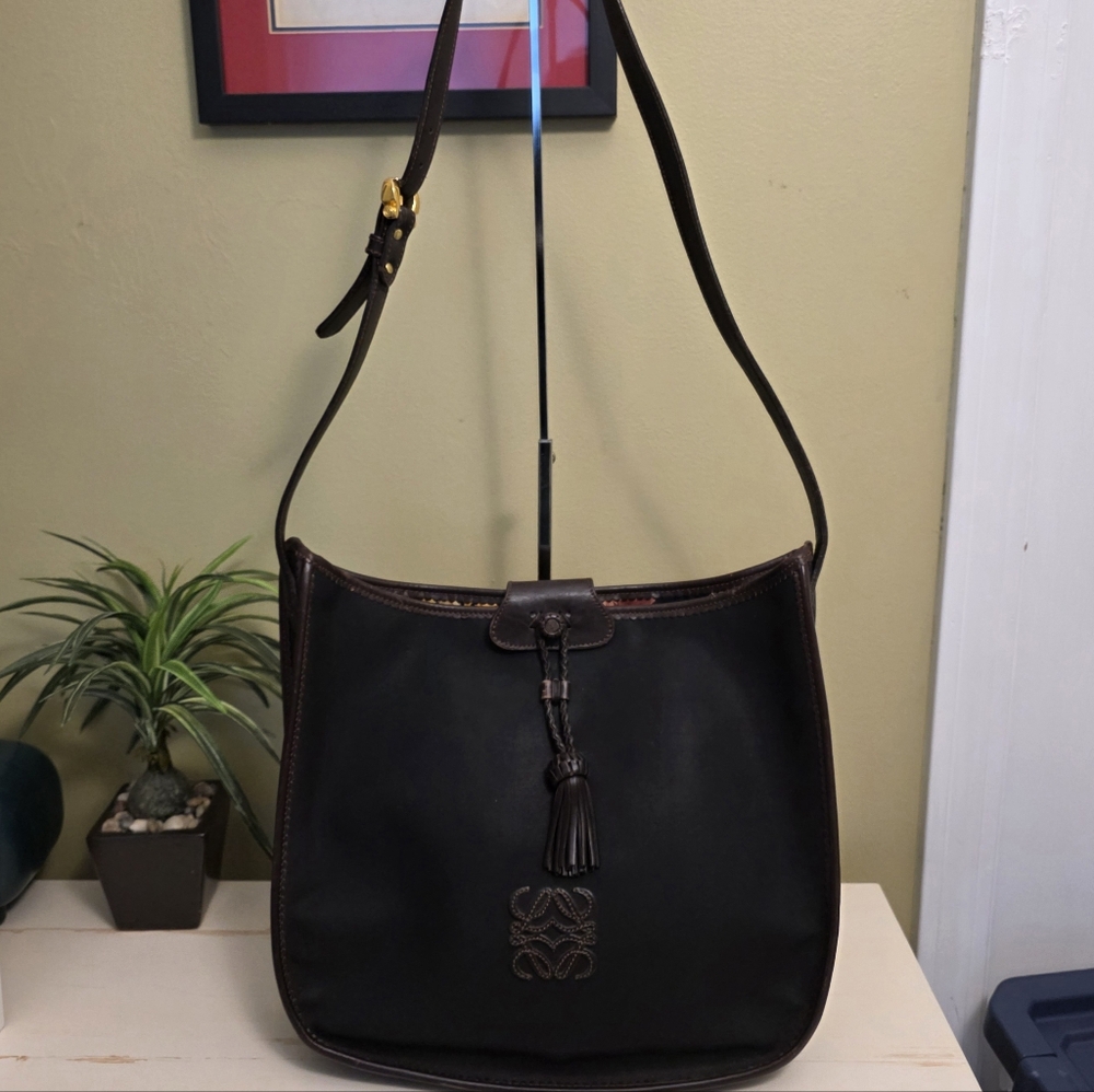 Loewe | Authentic Vintage Amazona Black PVC And Brown Leather Crossbody Bag